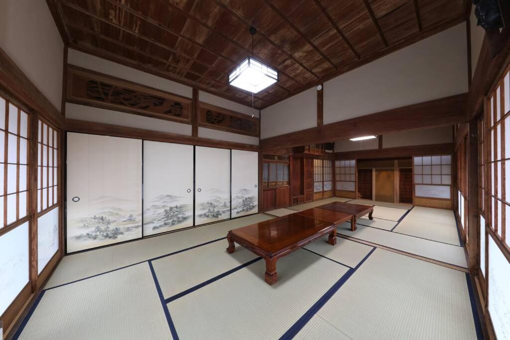 古民家民泊しずく亭-Traditional Japanese Style House Shizuku-Tei Mobara Exteriör bild